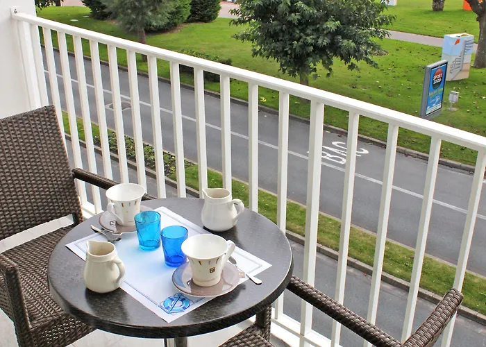 Logis Les Bleuets Hotel