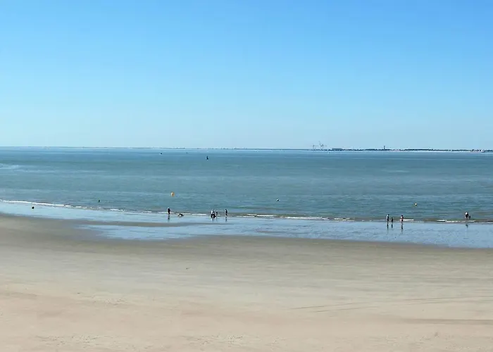 Logis Les Bleuets 2*