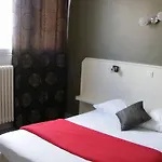 Logis Les Bleuets Otel 2*