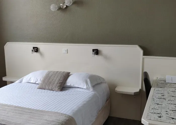 Logis Les Bleuets 2* Royan